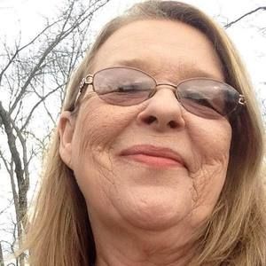 Meet your Posher, Dorcas